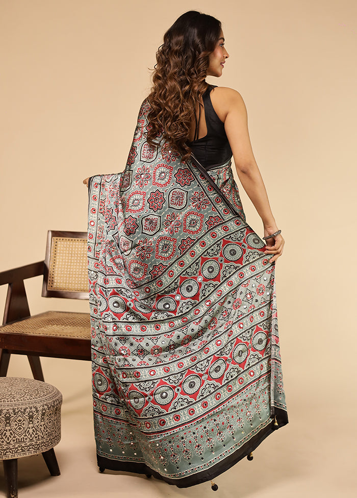 Blue Printed Silk Saree Without Blouse Piece