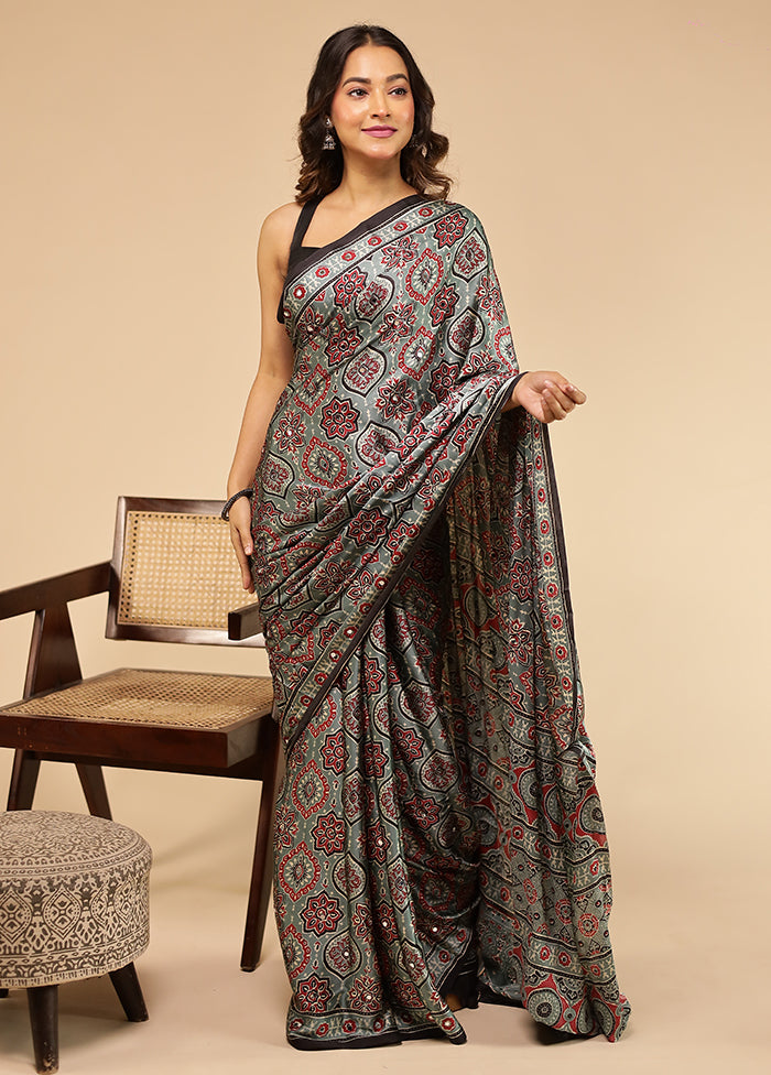 Blue Printed Silk Saree Without Blouse Piece