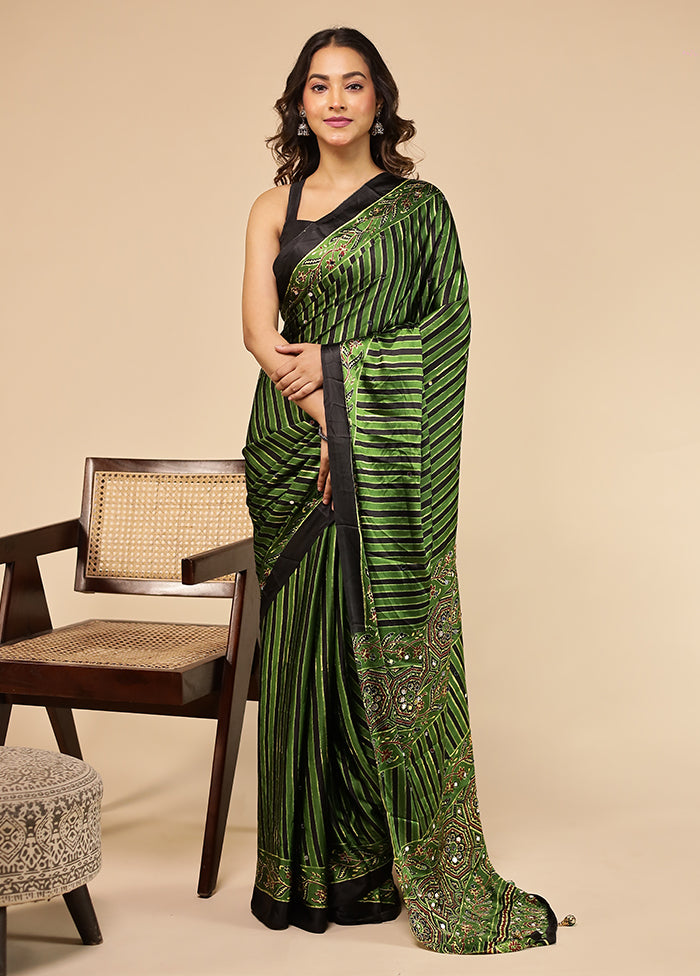 Green Printed Silk Saree Without Blouse Piece