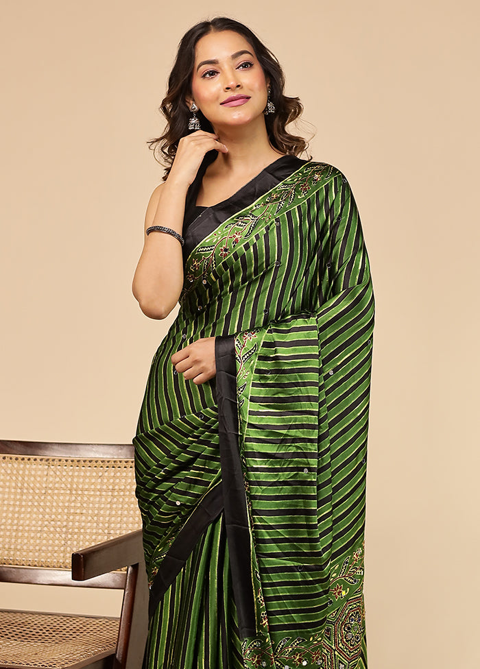 Green Printed Silk Saree Without Blouse Piece