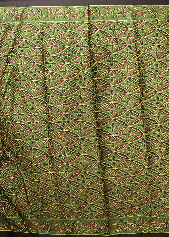 Green Printed Silk Saree Without Blouse Piece