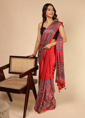 Pink Printed Silk Saree Without Blouse Piece