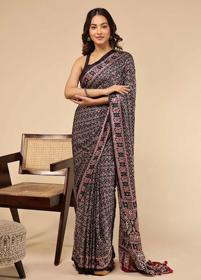 Black Printed Silk Saree Without Blouse Piece