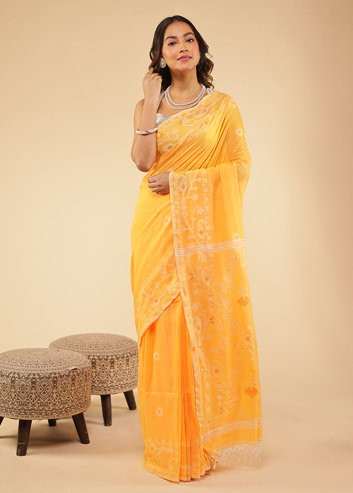 Yellow Matka Silk Saree With Blouse Piece