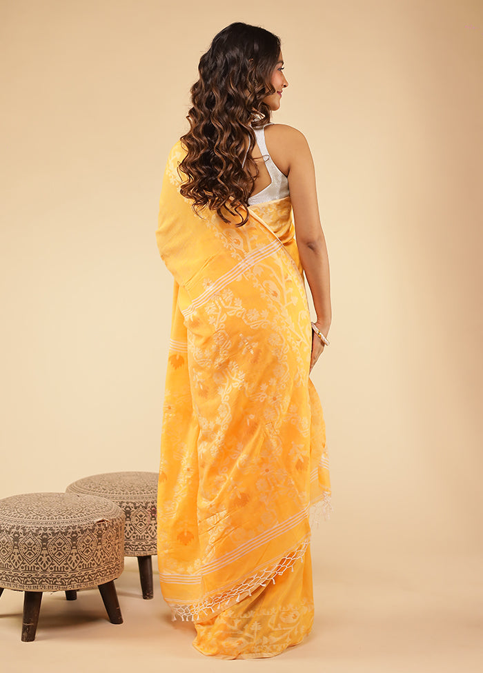 Yellow Matka Silk Saree With Blouse Piece