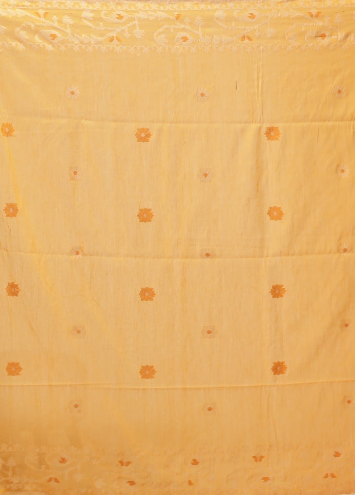 Yellow Matka Silk Saree With Blouse Piece