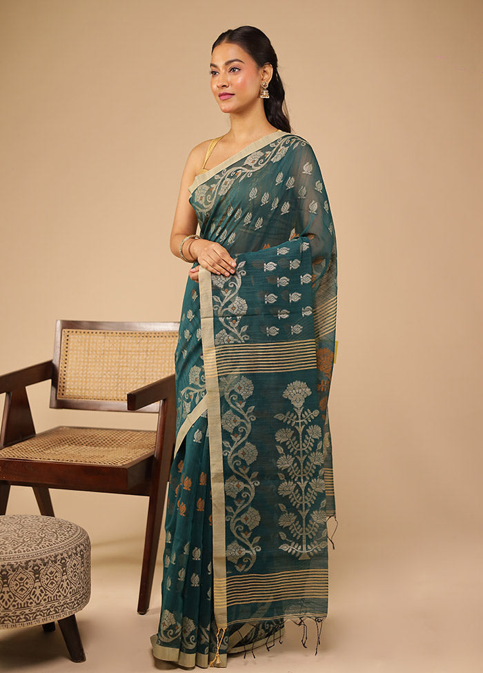 Green Matka Silk Saree With Blouse Piece