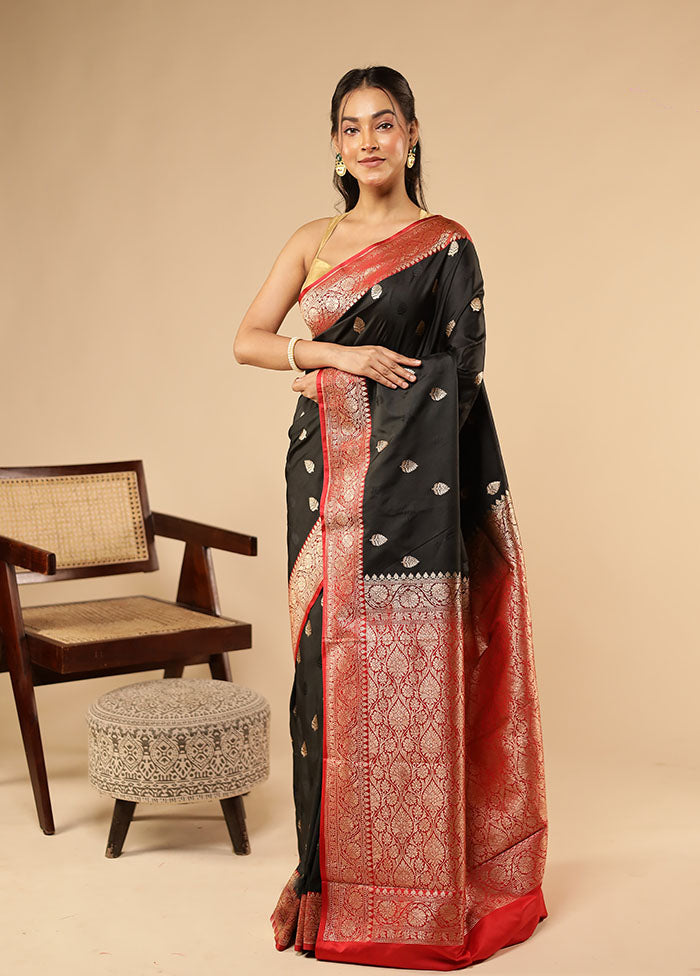 Black Katan Silk Saree With Blouse Piece
