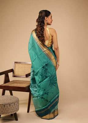 Green Printed Pure Silk Saree Without Blouse Piece