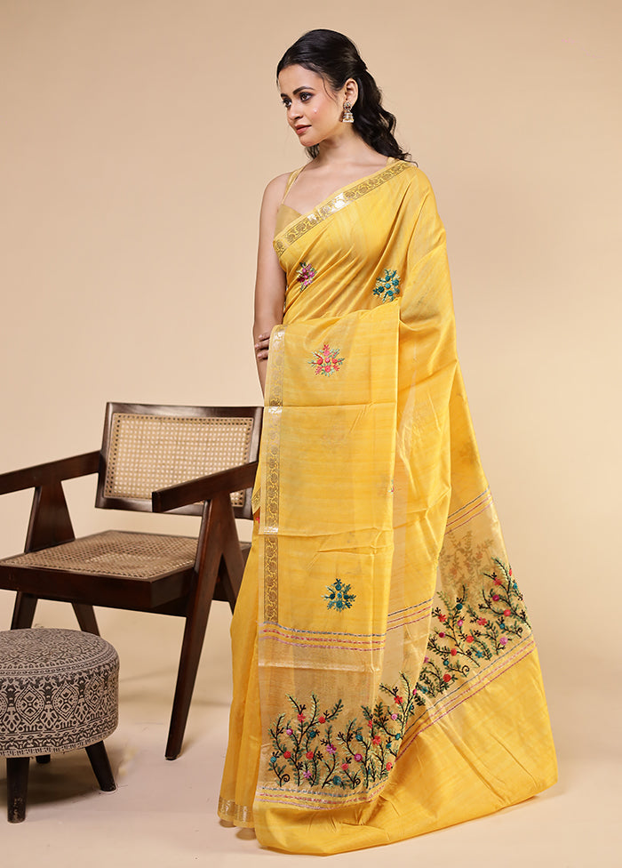 Cream Tussar Silk Saree With Blouse Piece