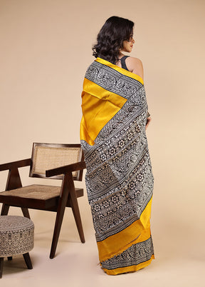 Yellow Printed Pure Silk Saree Without Blouse Piece