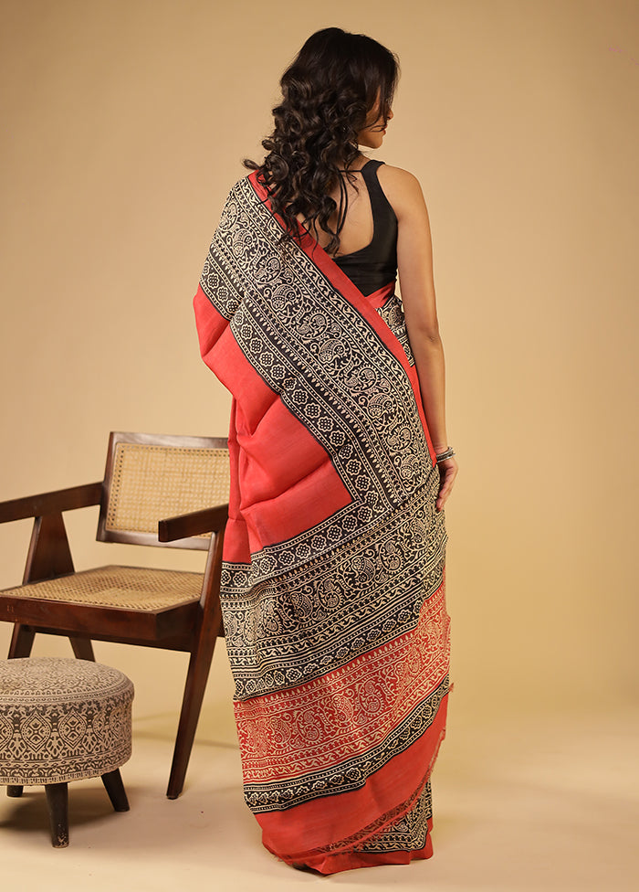 Red Handloom Tussar Pure Silk Saree With Blouse Piece