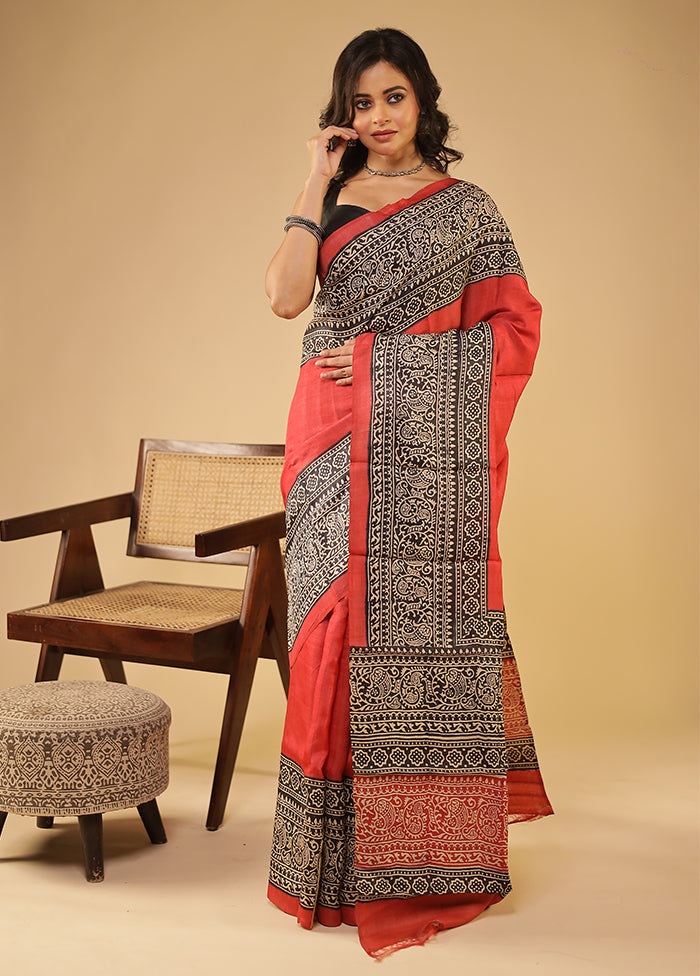 Red Handloom Tussar Pure Silk Saree With Blouse Piece
