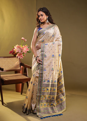 Cream Assam Silk Saree With Blouse Piece