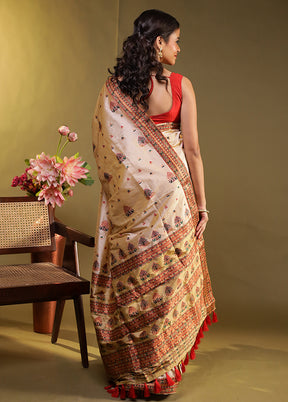 Cream Assam Silk Saree With Blouse Piece