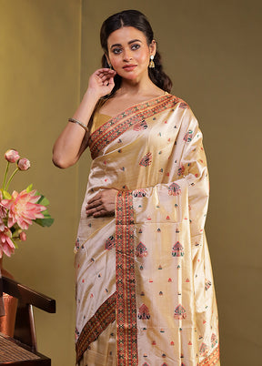 Cream Assam Silk Saree With Blouse Piece