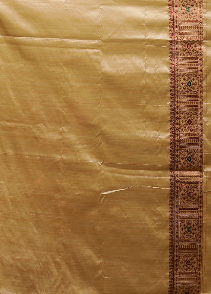 Cream Assam Silk Saree With Blouse Piece