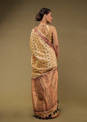 Cream Assam Silk Saree With Blouse Piece