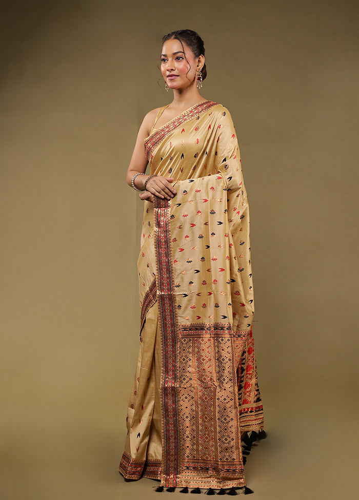 Cream Assam Silk Saree With Blouse Piece