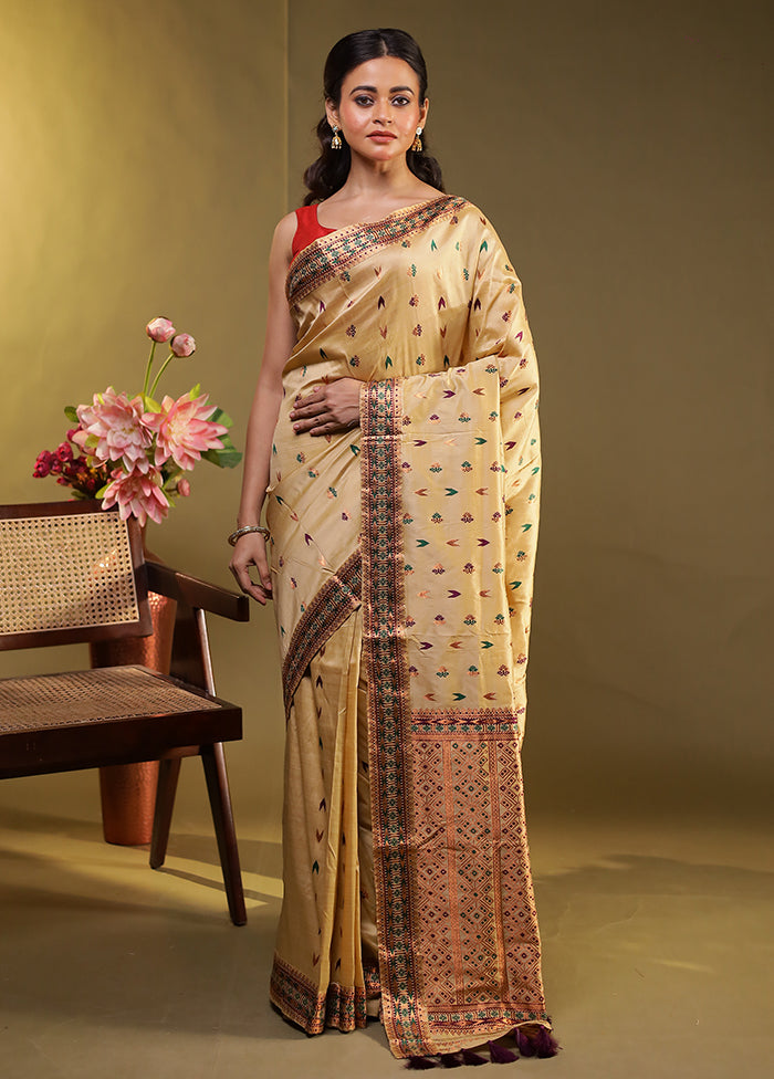 Cream Assam Silk Saree With Blouse Piece