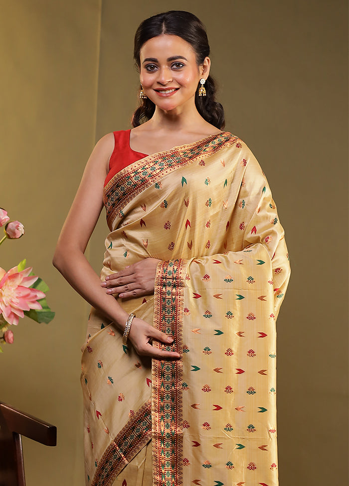 Cream Assam Silk Saree With Blouse Piece