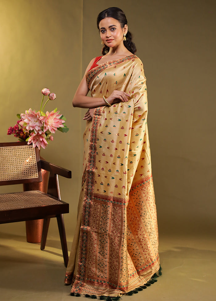 Cream Assam Silk Saree With Blouse Piece