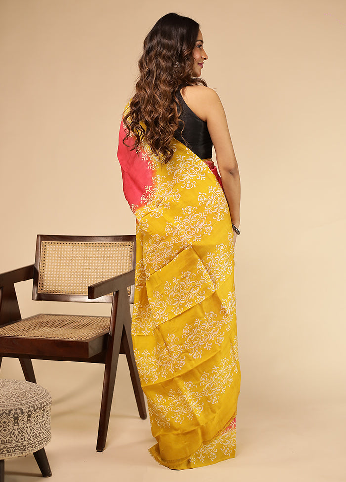 Red Printed Pure Silk Saree Without Blouse Piece