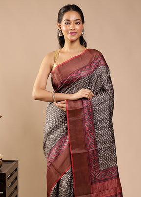 Cream Handloom Tussar Pure Silk Saree With Blouse Piece