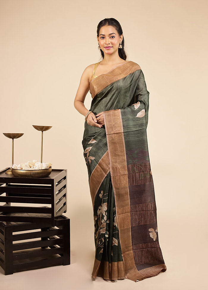 Green Handloom Tussar Pure Silk Saree With Blouse Piece