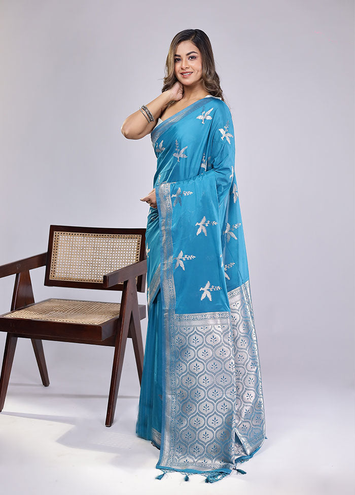 Multicolor Dupion Silk Saree With Blouse Piece