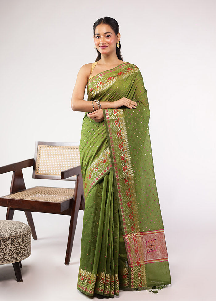 Green Pure Cotton Saree With Blouse Piece