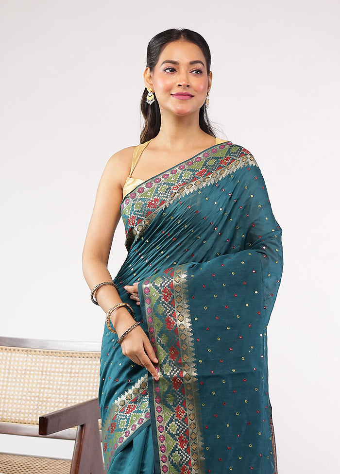 Green Pure Cotton Saree With Blouse Piece