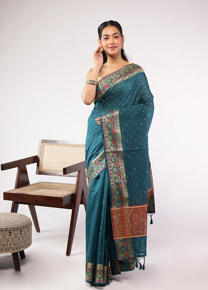Green Pure Cotton Saree With Blouse Piece