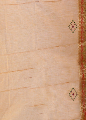 Yellow Pure Cotton Saree With Blouse Piece