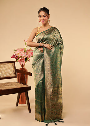 Green Dupion Silk Saree With Blouse Piece