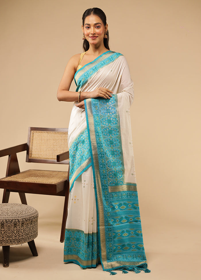White Dupion Silk Saree With Blouse Piece