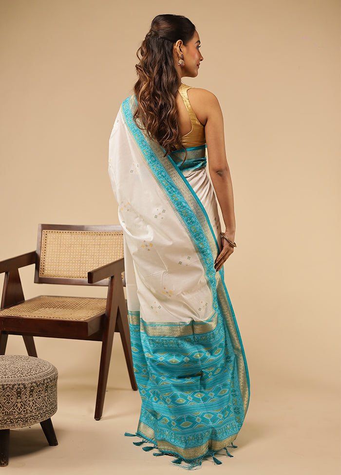 White Dupion Silk Saree With Blouse Piece