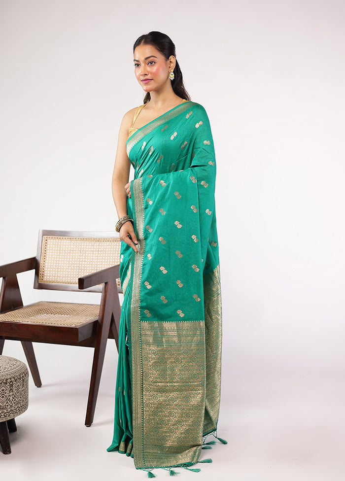 Green Dupion Silk Saree With Blouse Piece
