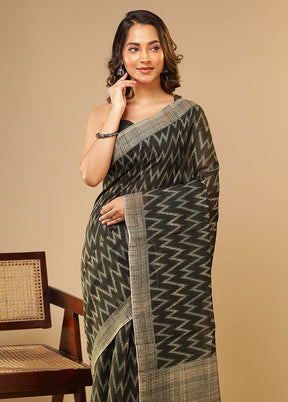 Green Cotton Saree With Blouse Piece