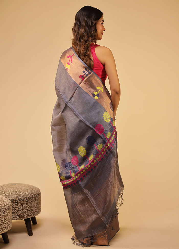 Grey Handloom Tussar Pure Silk Saree With Blouse Piece