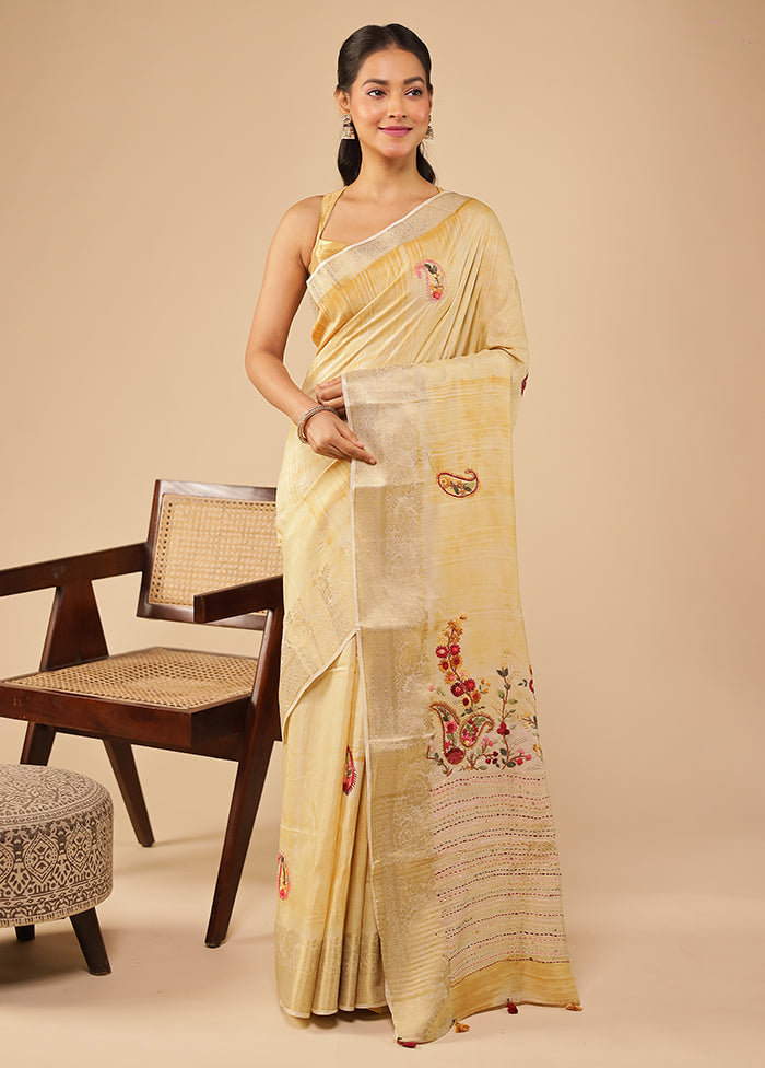 Cream Tussar Silk Saree With Blouse Piece