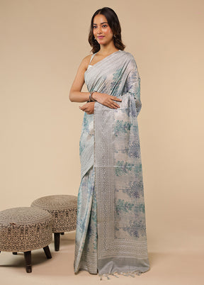 Cream Pure Cotton Saree With Blouse Piece