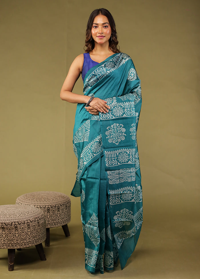 Green Printed Pure Silk Saree Without Blouse Piece
