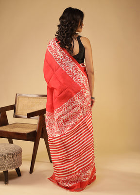 Red Printed Pure Silk Saree Without Blouse Piece