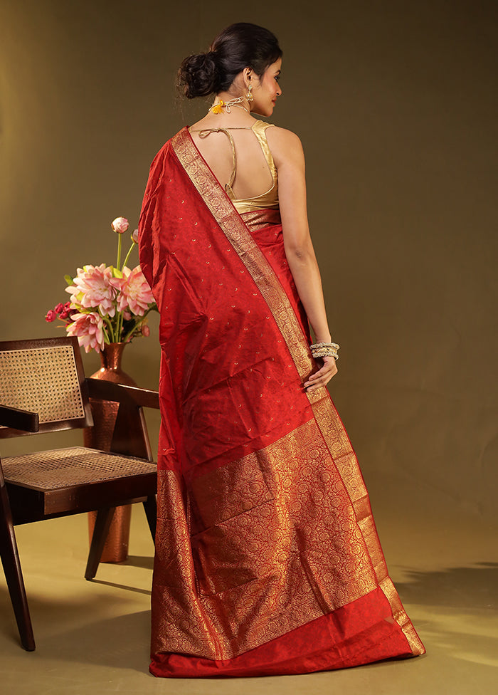 Red Kanjivaram Silk Saree With Blouse Piece