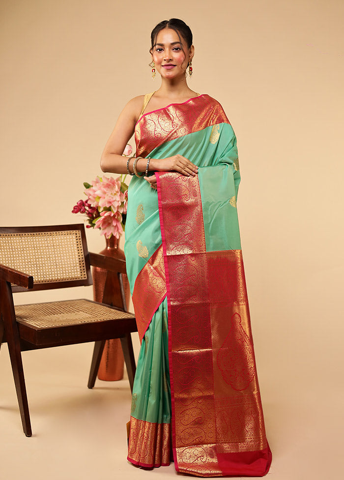 Green Kanjivaram Silk Saree With Blouse Piece
