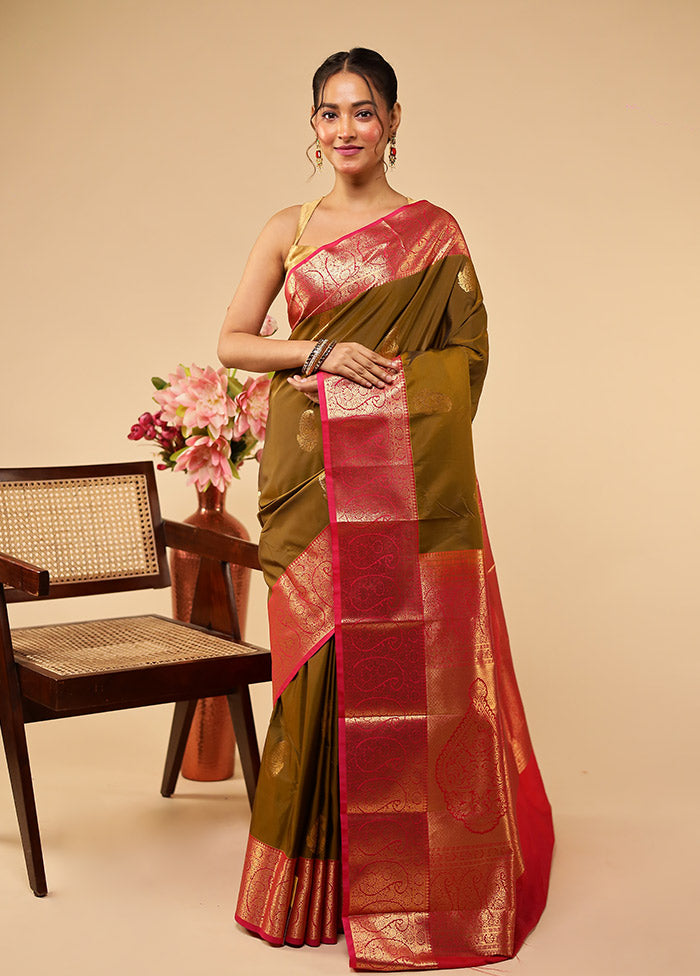 Green Kanjivaram Silk Saree With Blouse Piece