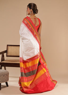 Komal Kiran Duo – White Kanchipuram & Peach Tissue Silk Sarees