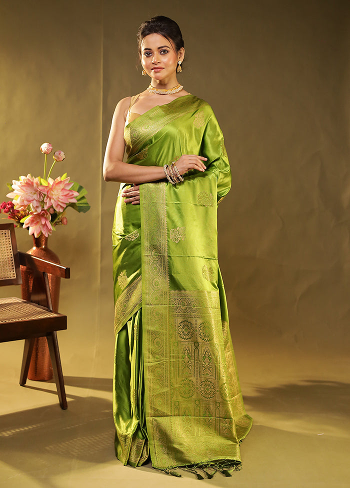 Green Dupion Silk Saree With Blouse Piece