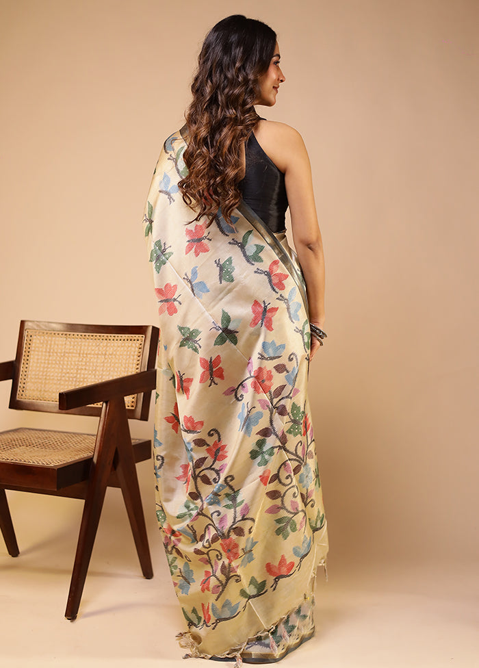 Cream Tussar Silk Saree With Blouse Piece